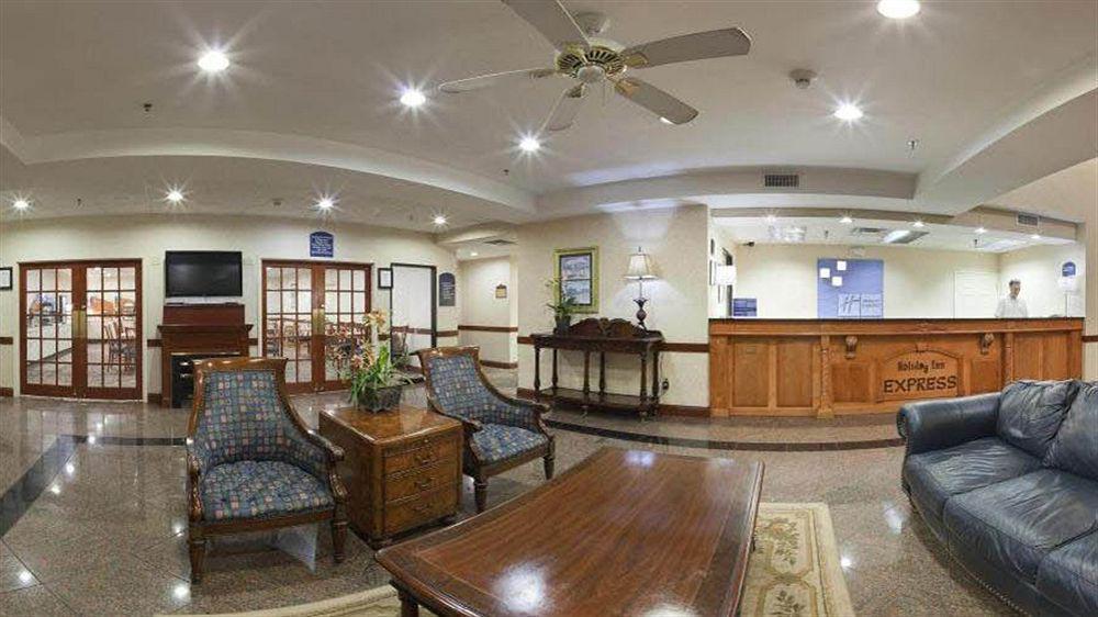 Savannah Gateway Hotel & Suites Georgetown Eksteriør billede