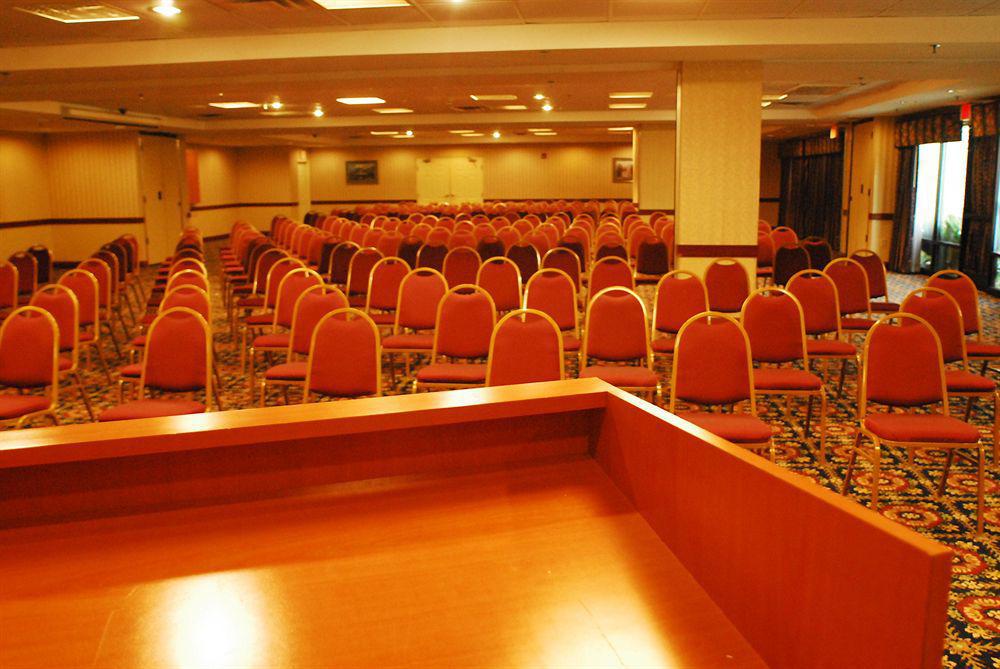 Savannah Gateway Hotel & Suites Georgetown Faciliteter billede