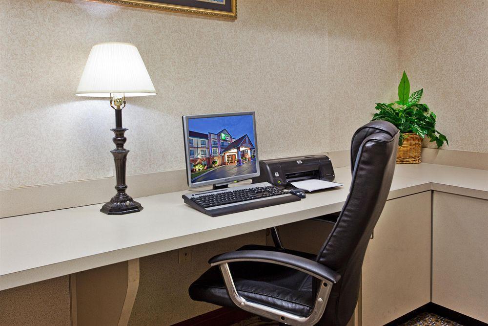 Savannah Gateway Hotel & Suites Georgetown Faciliteter billede
