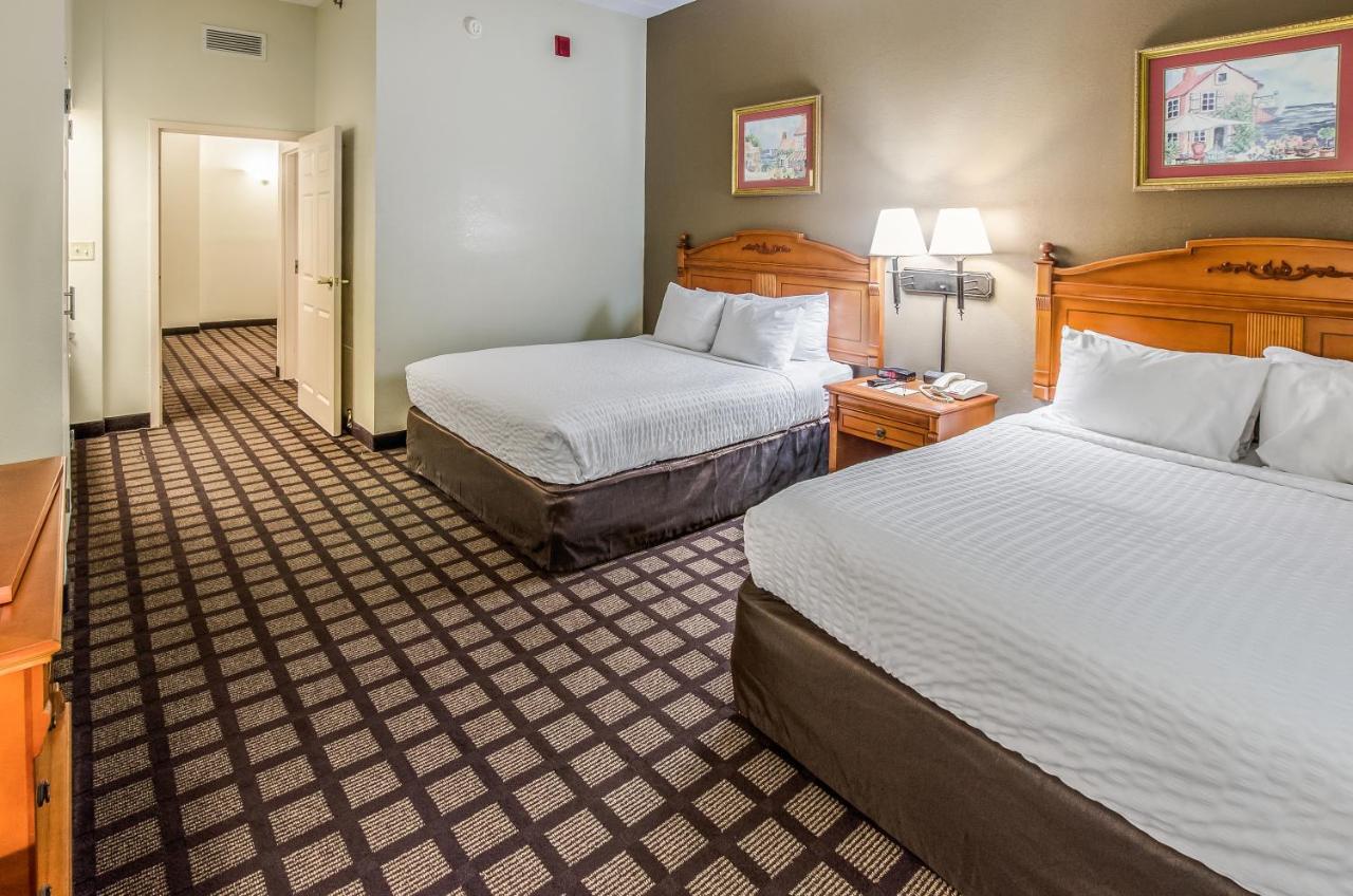 Savannah Gateway Hotel & Suites Georgetown Eksteriør billede